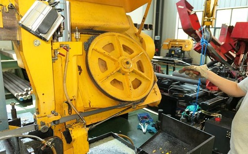 都昌金属带锯床的日常使用和保养注意事项！